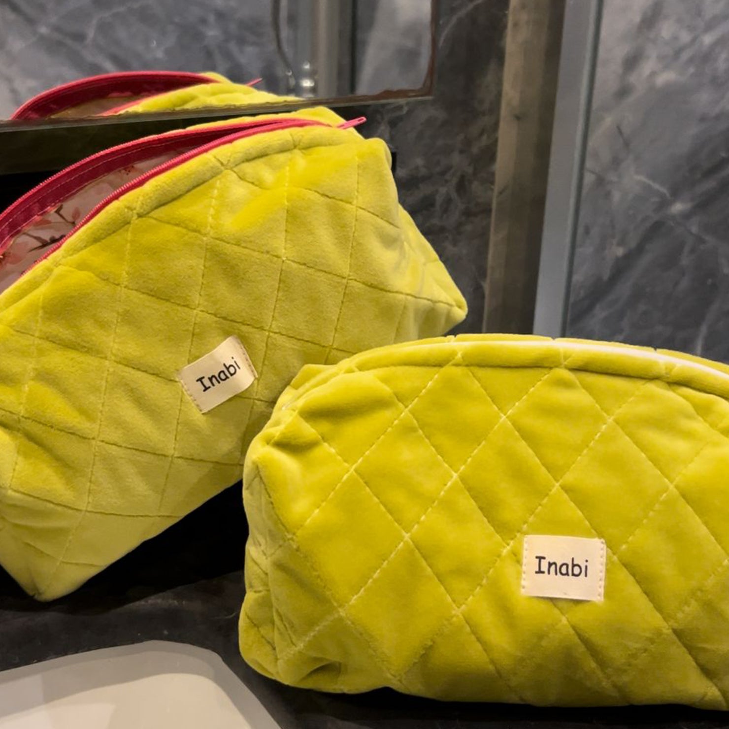 Fresh Bloom  Trousse vert anis – Velours éponge doux